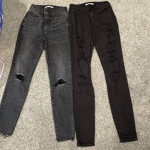 Size 22 ripped high rise jeans from pac-sun both in really good conditions